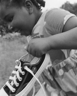 Converse Ragazzo|Bambini (Età 4-8 Anni)<PLAY Comme des Garçons Single Heart Chuck 70 Nero/Egret/Rosso